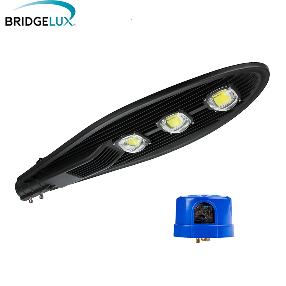 Street Light 150 W With Photocell